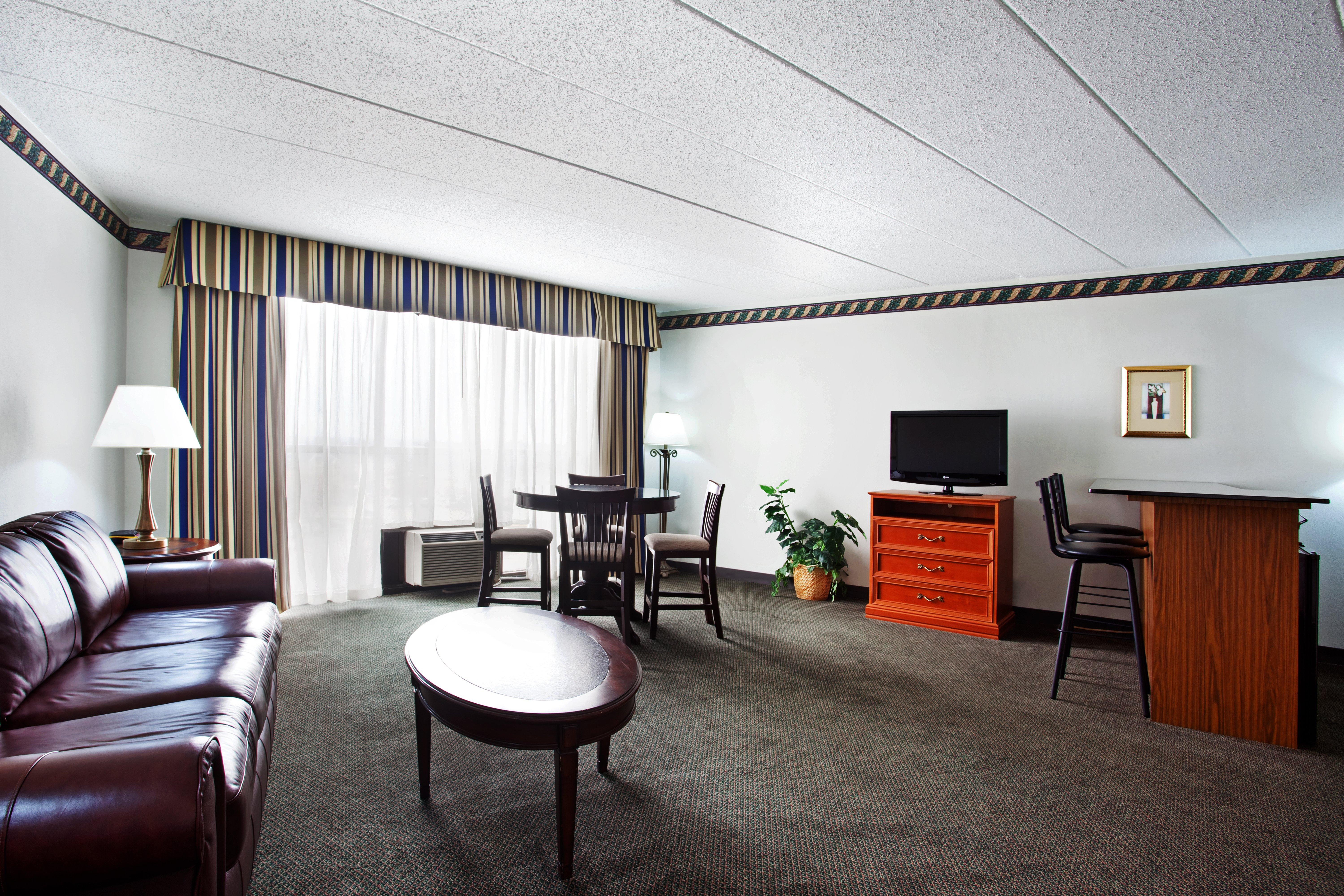 Holiday Inn Rockford By Ihg Екстер'єр фото