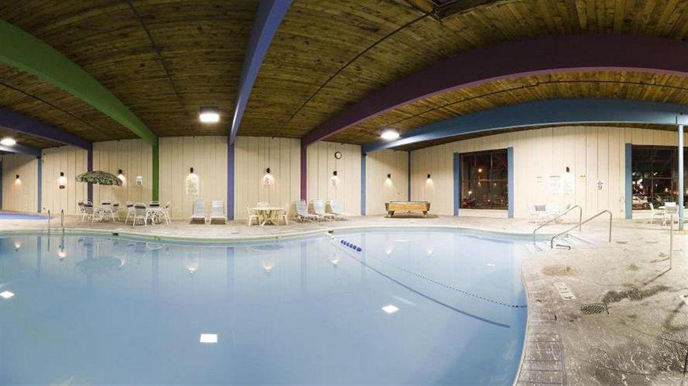 Holiday Inn Rockford By Ihg Екстер'єр фото