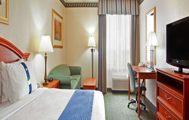Holiday Inn Rockford By Ihg Екстер'єр фото